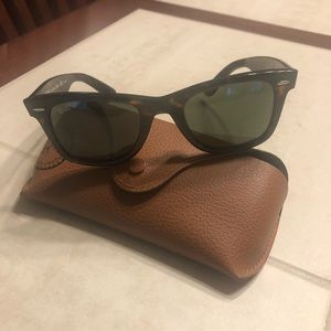 RayBan Original Classic Wayfarer Sunglasses